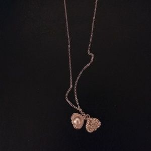 COPY - Gorgeous pearl and bling necklace